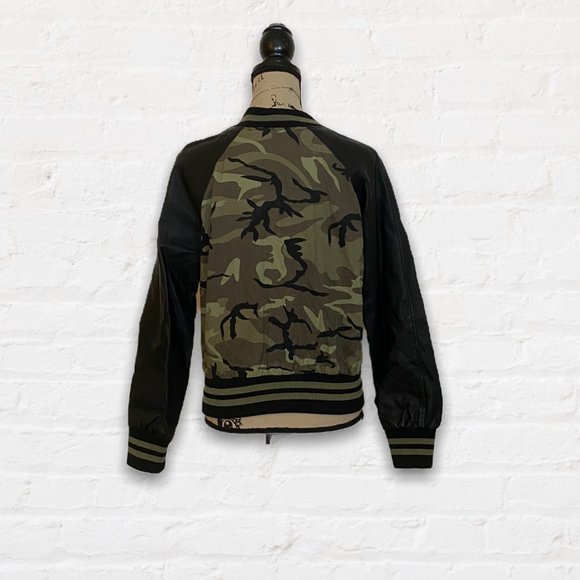 Kira Yukimura's Forever 21 Camo Army Bomber Jacket - Picture 5 of 7